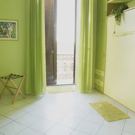 Al Centro E Meglio * 那不勒斯