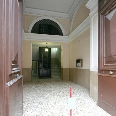 Al Centro E Meglio 住宿加早餐酒店 那不勒斯