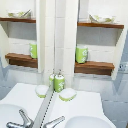 Al Centro E Meglio * ナポリ